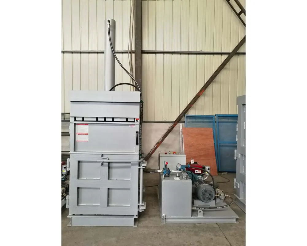 Diesel Baling Machine